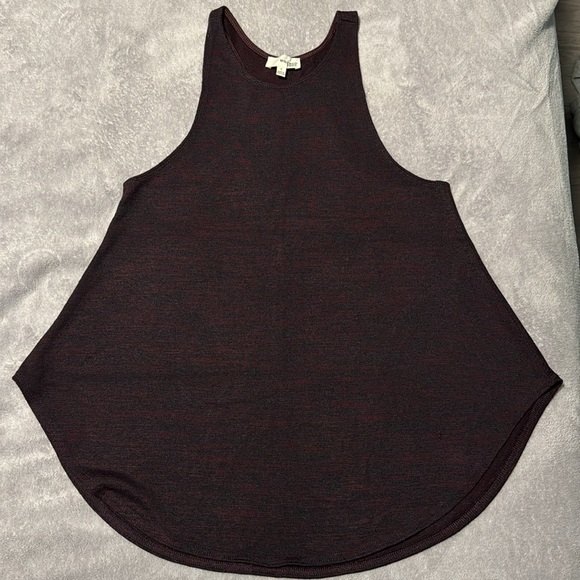 Wilfred Free race back tank top | small | burgundy/black - Picture 5 of 6